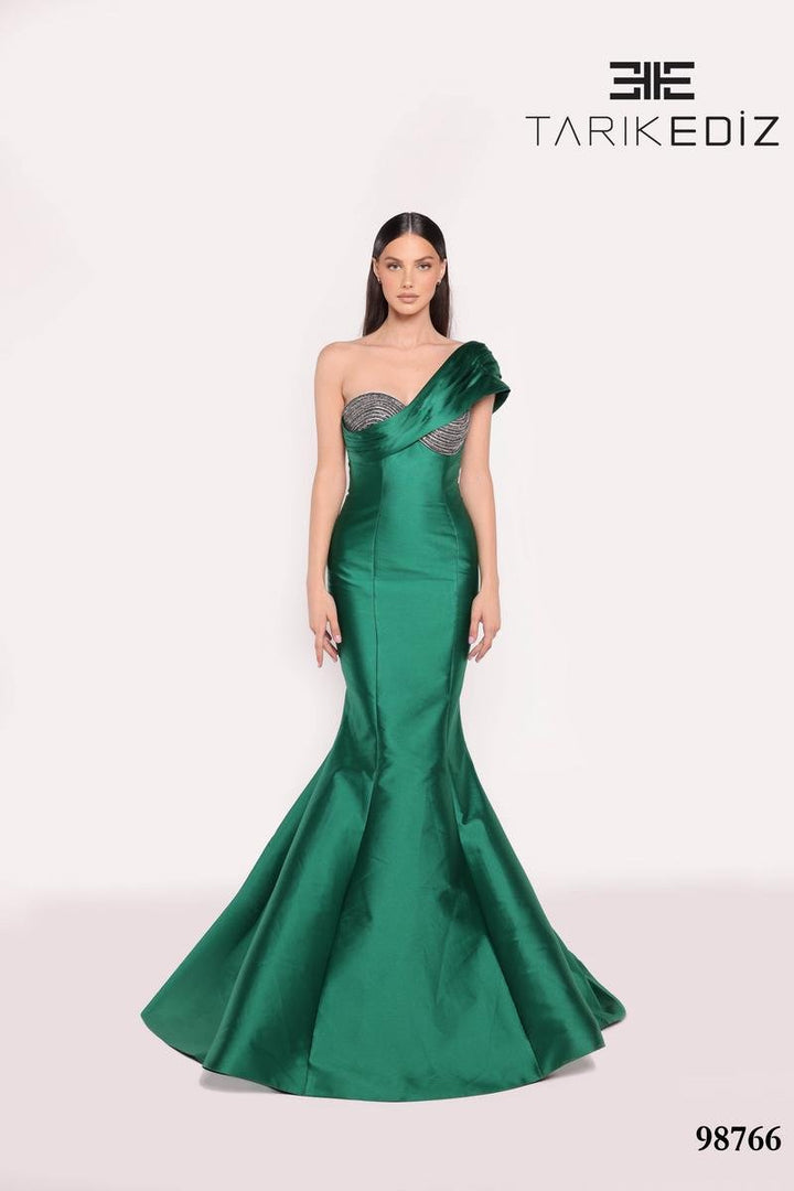 Tarik Ediz 98766 — Emerald