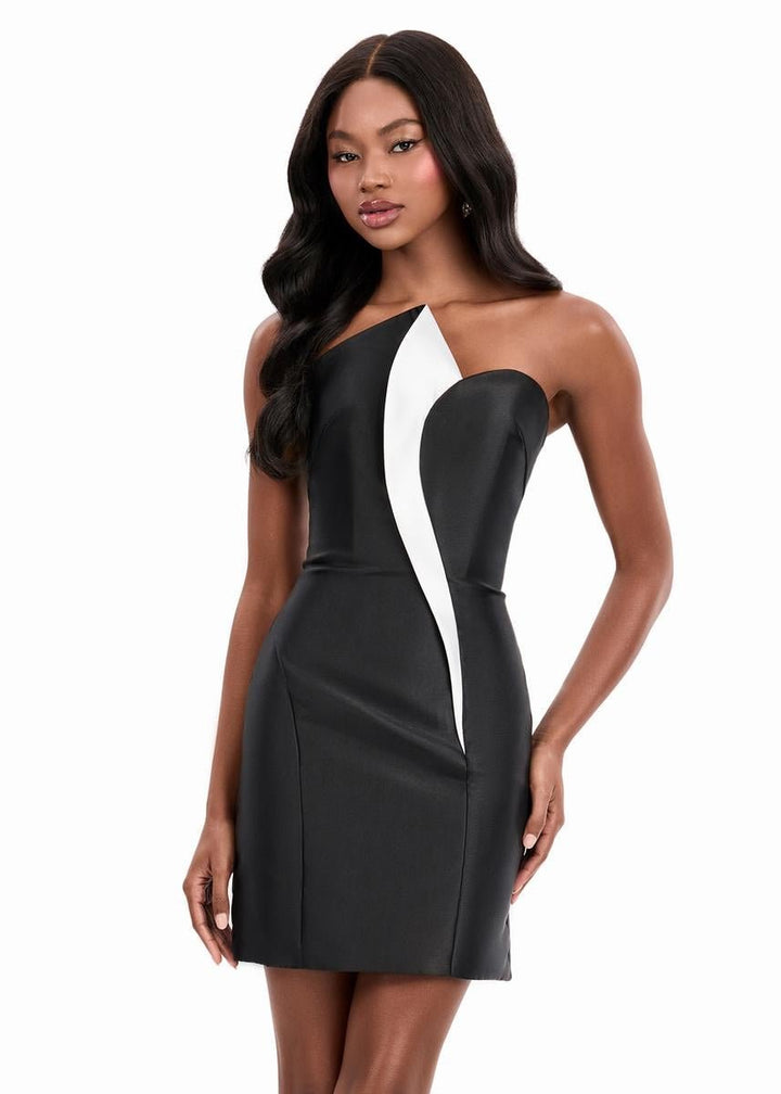 Ashley Lauren 4973 — Ivory/Black