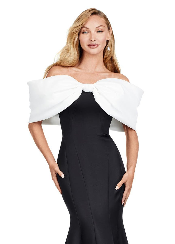 Ashley Lauren 11413 — Ivory/Black