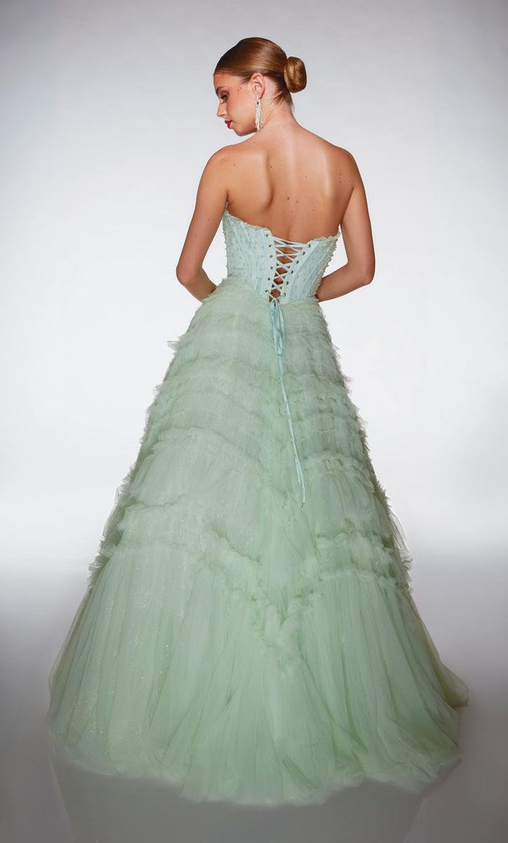 Alyce Paris 62208 — Mint
