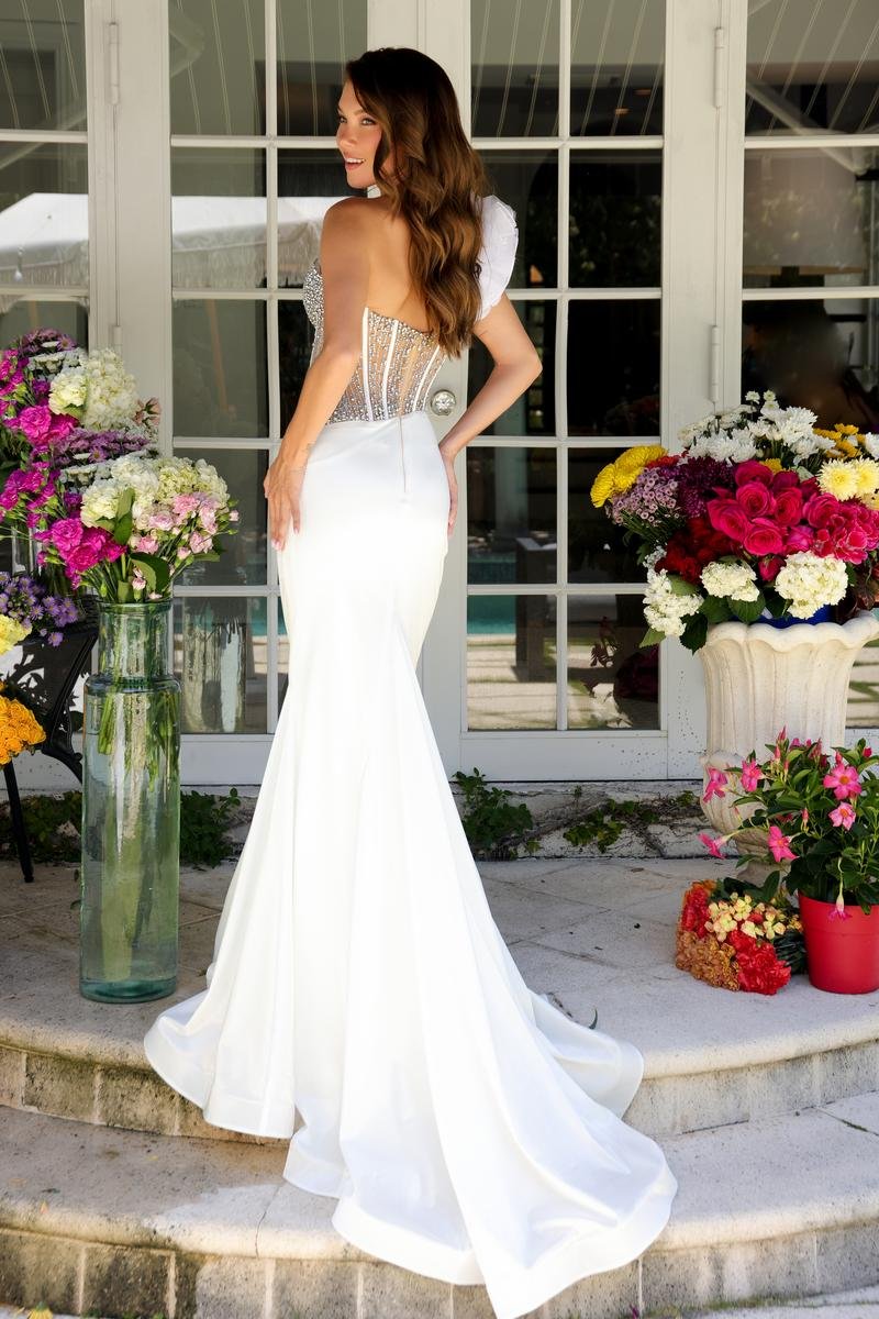 Ava Presley 39558 — Nude/Off White