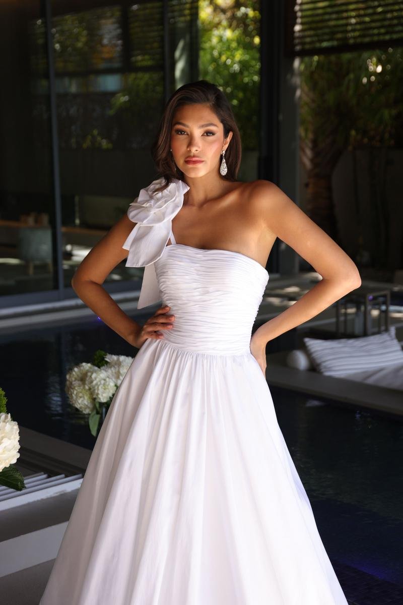 Ava Presley 26524 — White